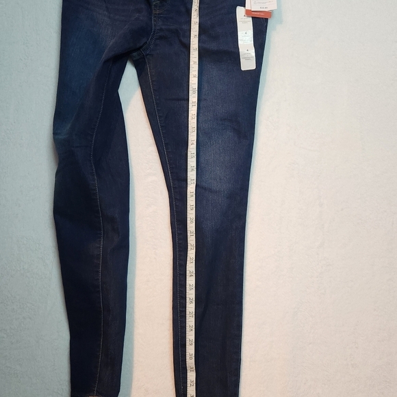 Isabel Maternity by Ingrid & Isabel Crossover Skinny Jeans size 4 NWT - Picture 13 of 15